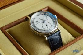 Breguet Classique 5277- Unboxing Review [5277bb-12-9v6] - Siting in supplied presentation box