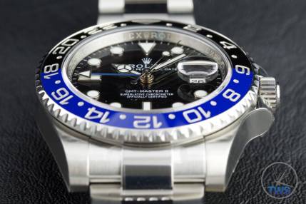 Review of the Rolex GMT Master II [116710BLNR] aka ‘The Batman’ Dial closeup